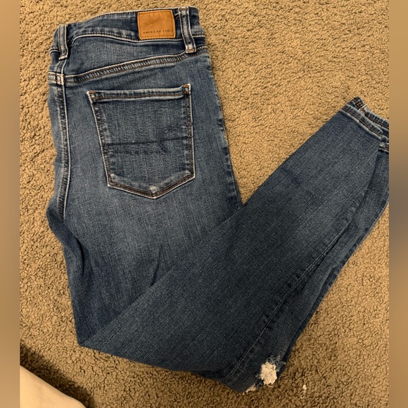 American Eagle size 8 jeans for sale! - Picture 2 of 4